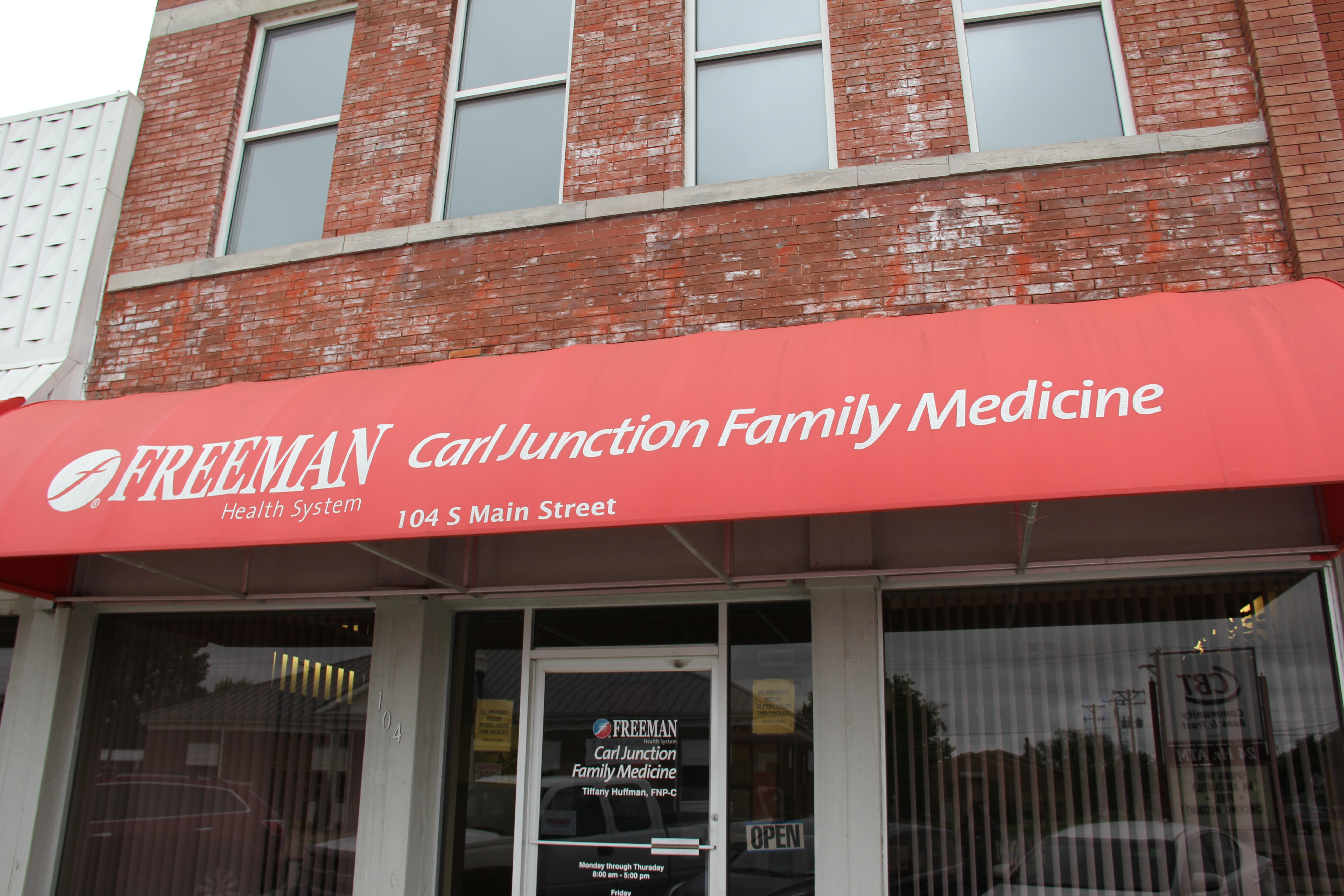 Freeman Carl Junction Family Medicine taller