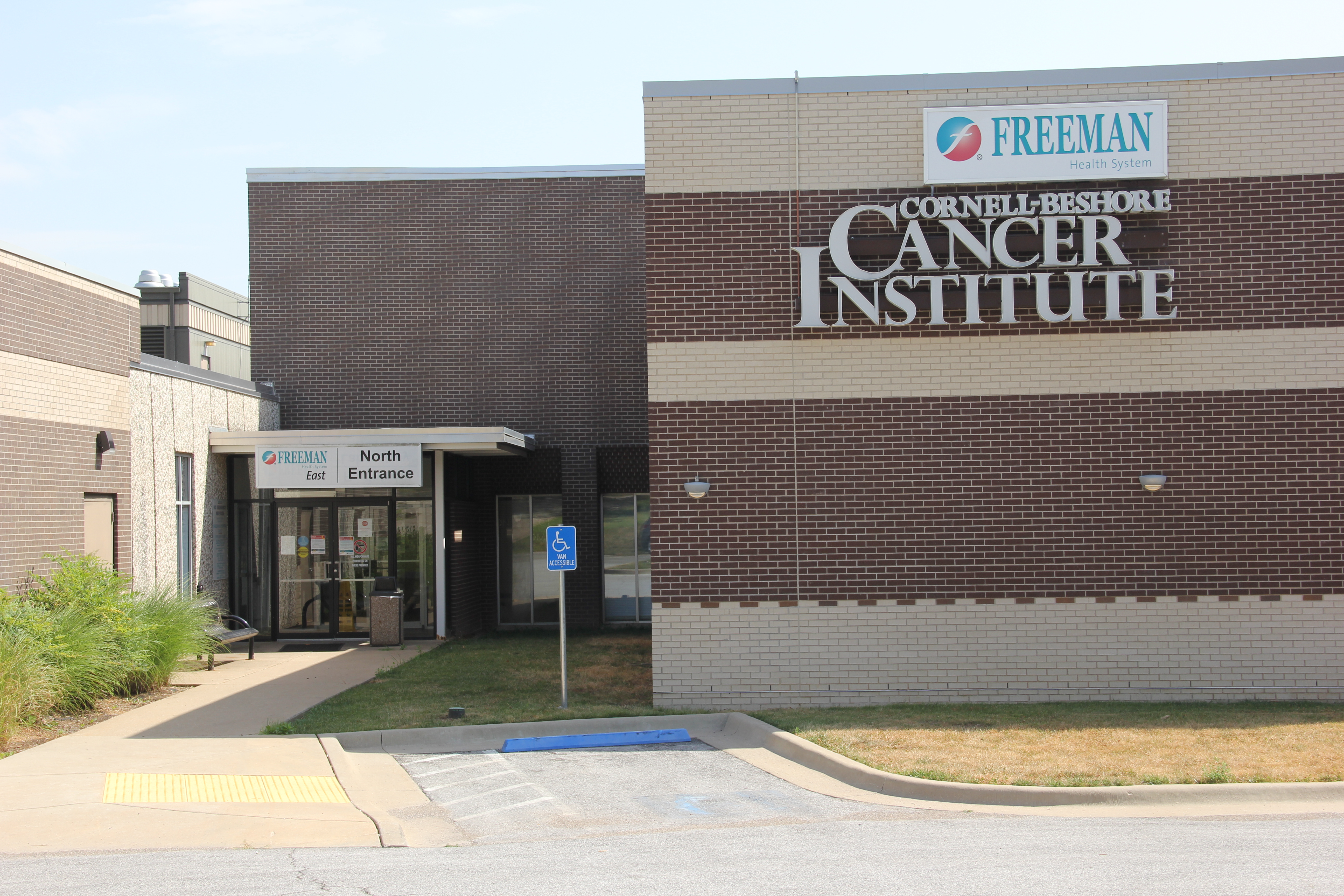 Freeman East Cancer Entrance