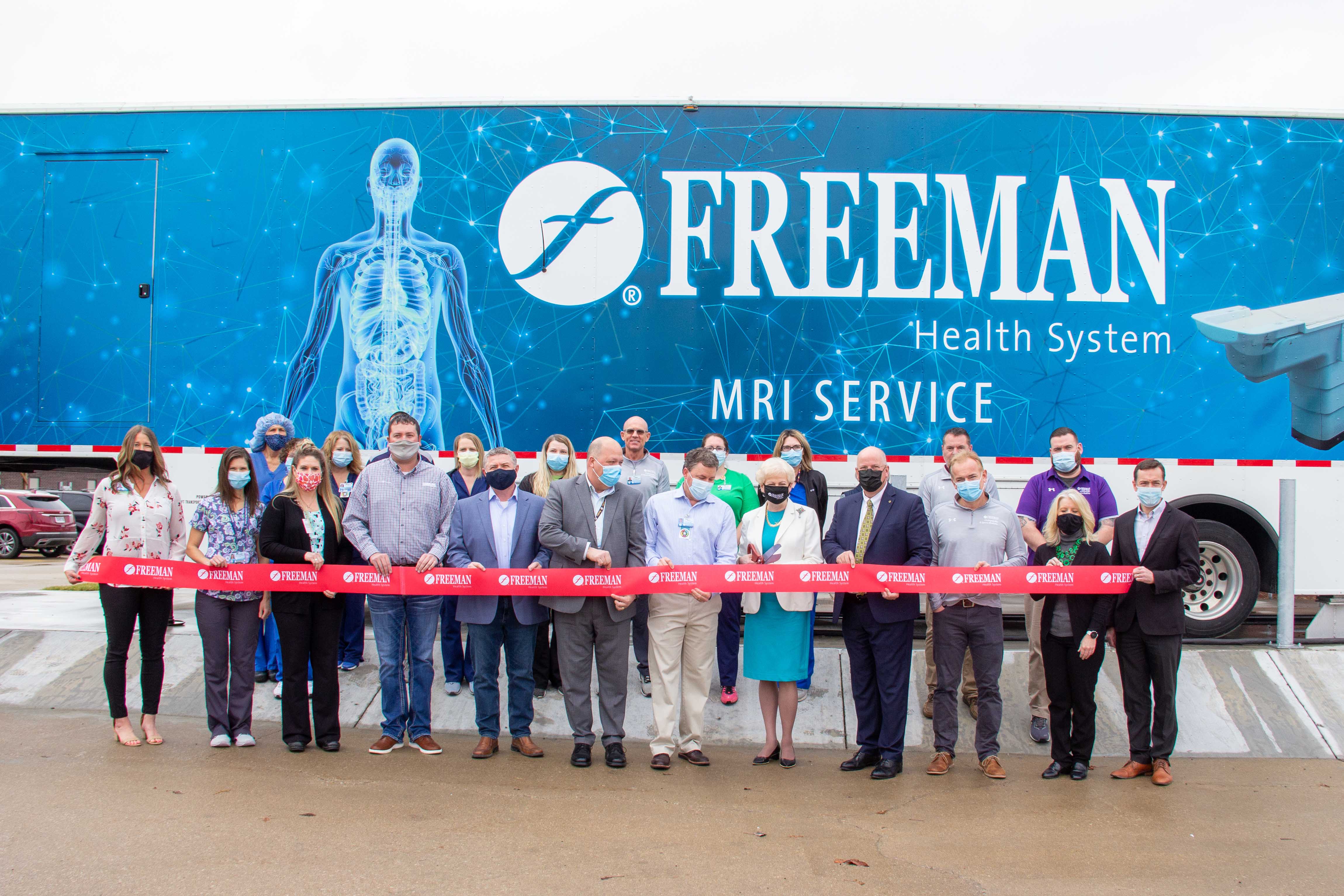 Ribbon Cutting for New MRI Service in Pittsburg!